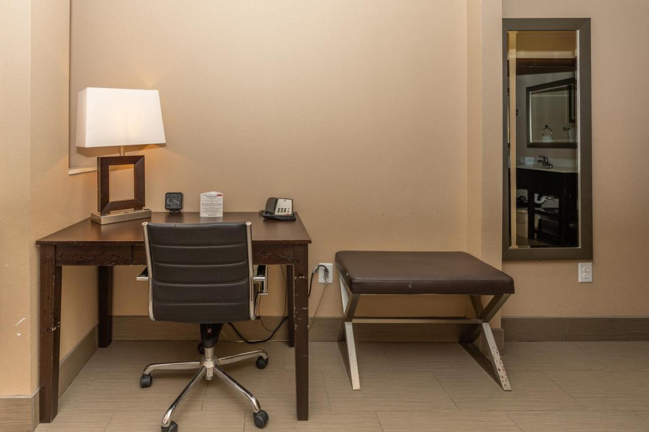 Comfort Suites Houston West At Clay Road Exteriér fotografie