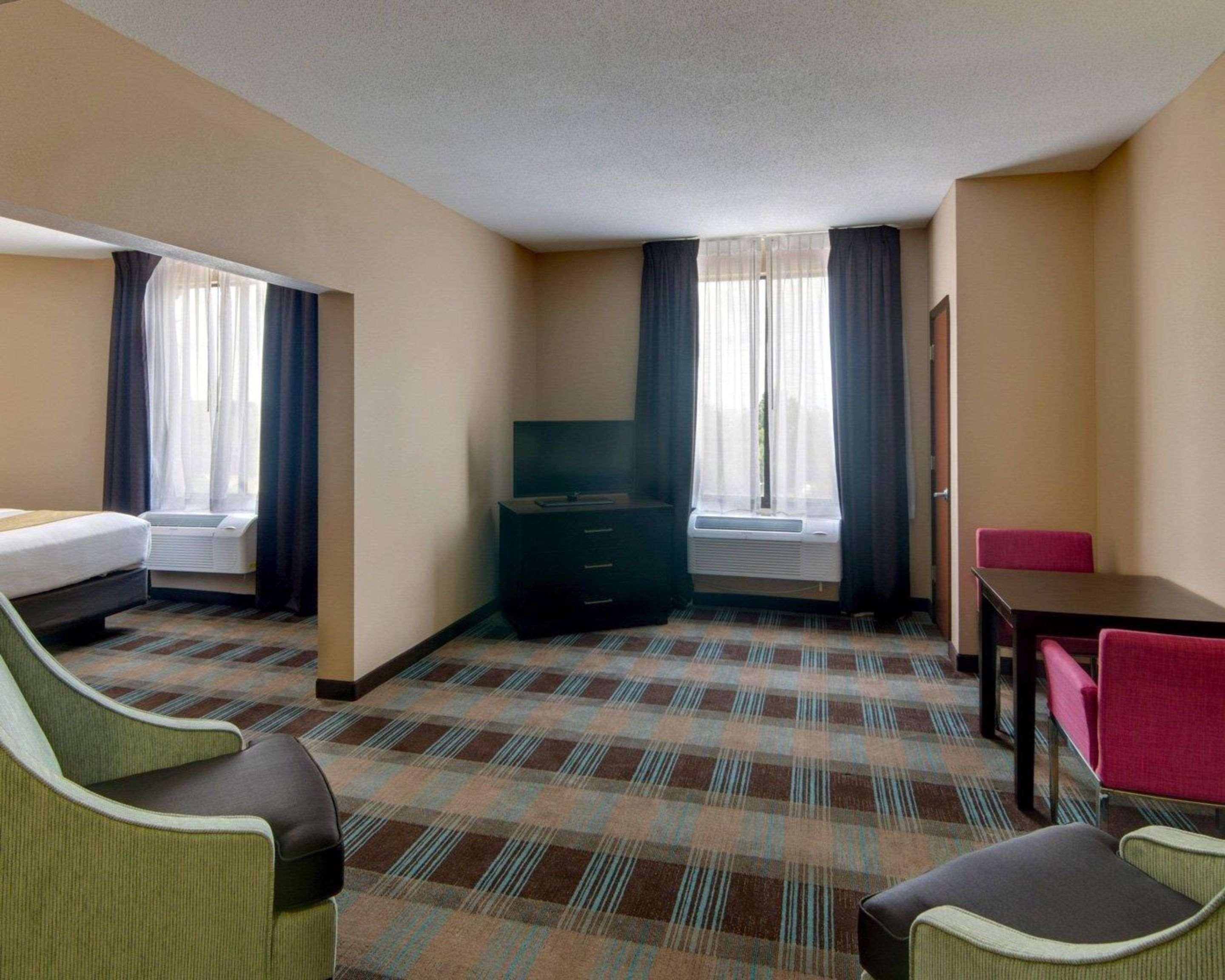 Comfort Suites Houston West At Clay Road Exteriér fotografie
