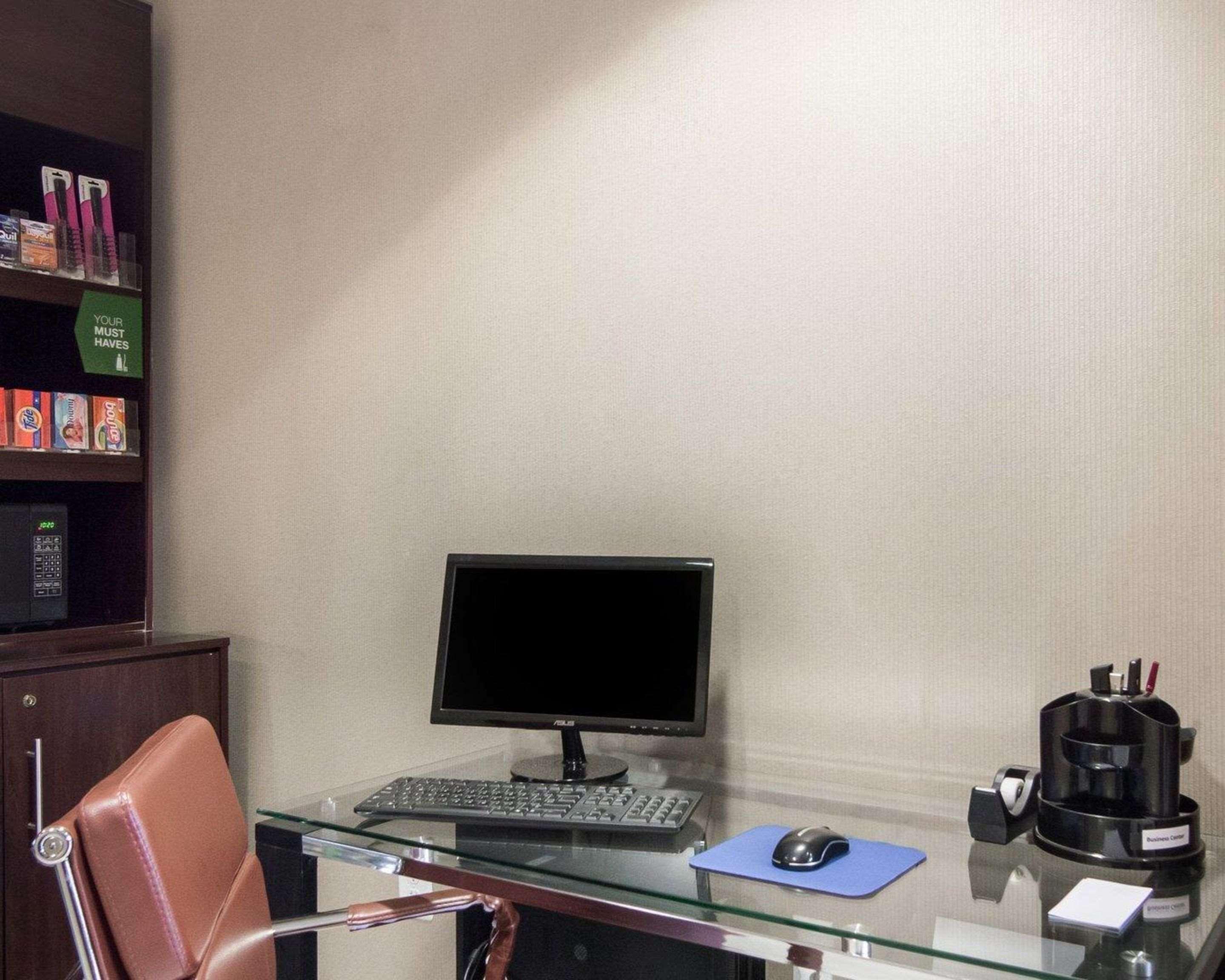 Comfort Suites Houston West At Clay Road Exteriér fotografie